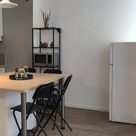 Апартаменти Logement 5 Personnes Proche Cv Et Parking Prive Сент-Етьєн Екстер'єр фото